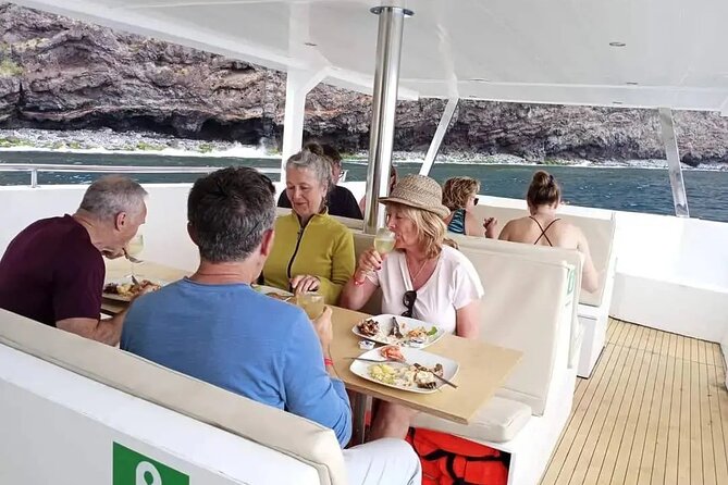 Half Day Madeira Island Cruise with Lunch - Wildlife Chances Off Madeira: Dolphins, Whales, and Turtles (Not Guaranteed, But Real)