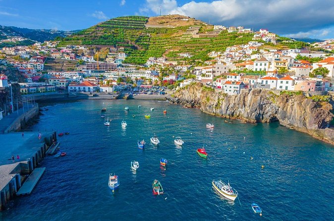 Heritage of Old Funchal Madeira Walking Private Tour - Mercado dos Lavradores: where your senses do the work