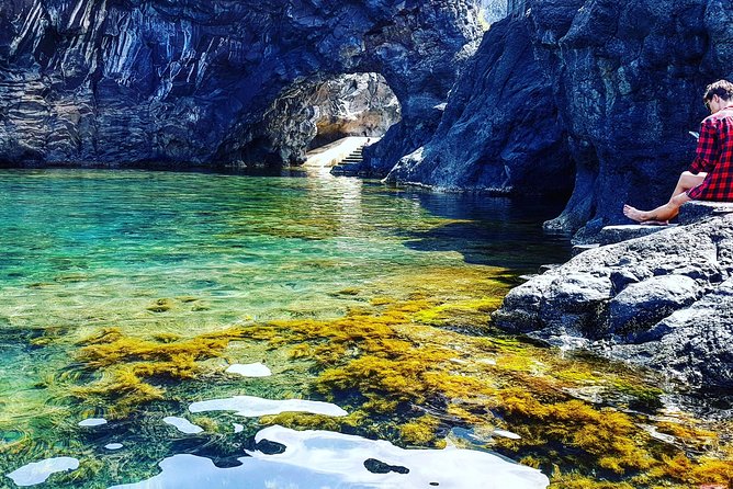 Jeep Tour Amazing West to Natural Pools -Full-Day - Ribeira da Janela and the Northern Sea Switch
