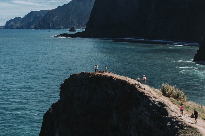 Jeep Tour to East ( Pico Arieiro, Santana, Faial, Caniçal) - East Madeira by Jeep: The day’s real value