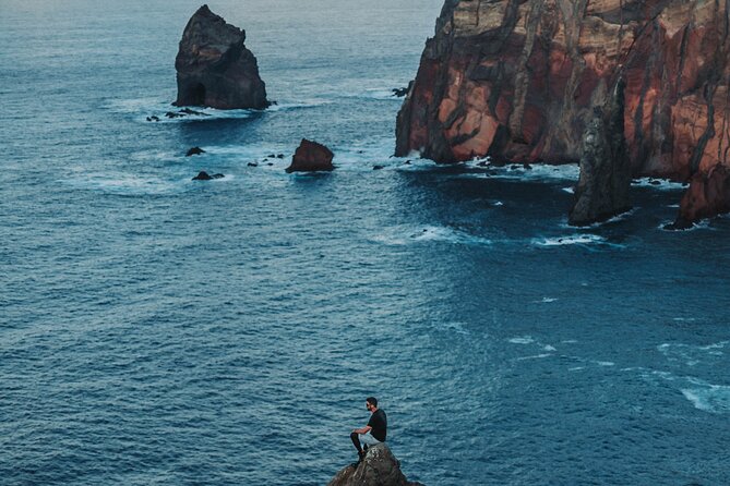 Jeep Tour to East ( Pico Arieiro, Santana, Faial, Caniçal) - Stop 1: Pico do Arieiro, 20 minutes to get the mountain hit