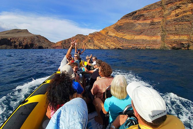Lighthouse View 2 - Boat Tour Ponta São Lourenço - Who should book this Lighthouse View 2 boat tour