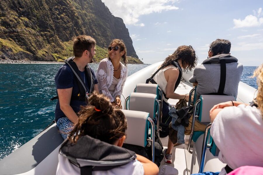 Madeira: Coastal sightseeing tour by RIB boat - Small group touring versus private boat options