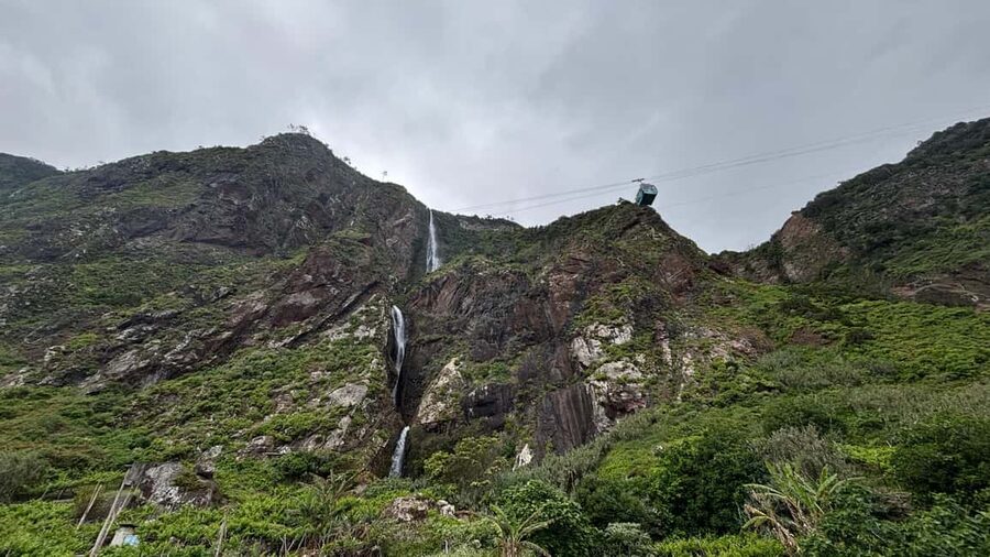 Madeira East Coast Paradise NorthEast Santana and Cable Car - Rocha do Navio natural reserve: cable car into the protected valley