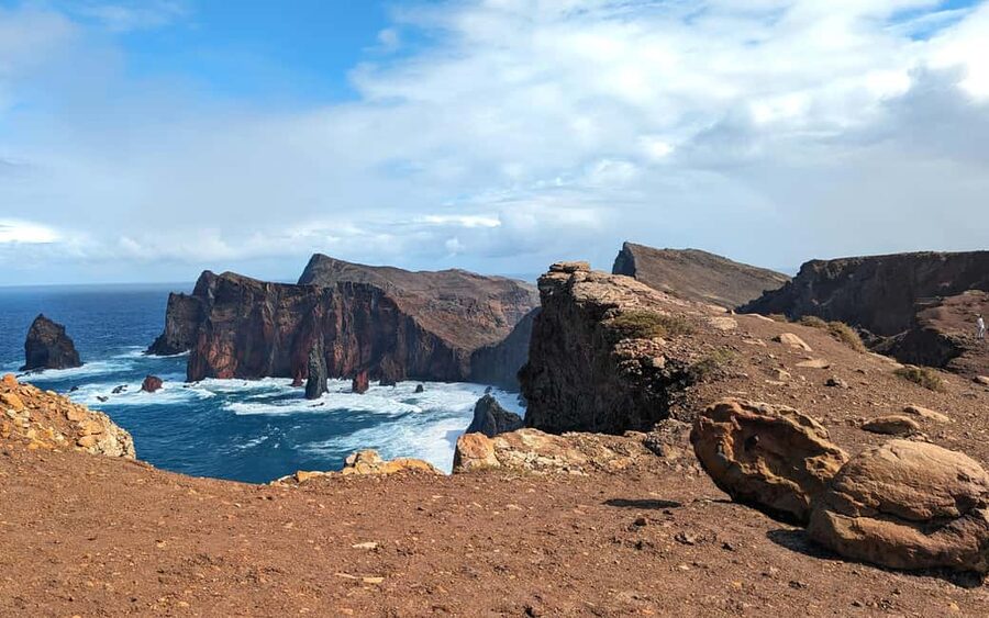 Madeira East Express: Ponta de São Lourenço and Villages - Portela Viewpoint at 670 m: north-coast panoramas on the return