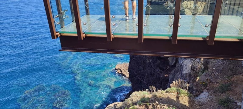 Madeira East Island Tour and Levada Walk - Pickup, Van Time, and the Funchal-Above-the-Clouds Start
