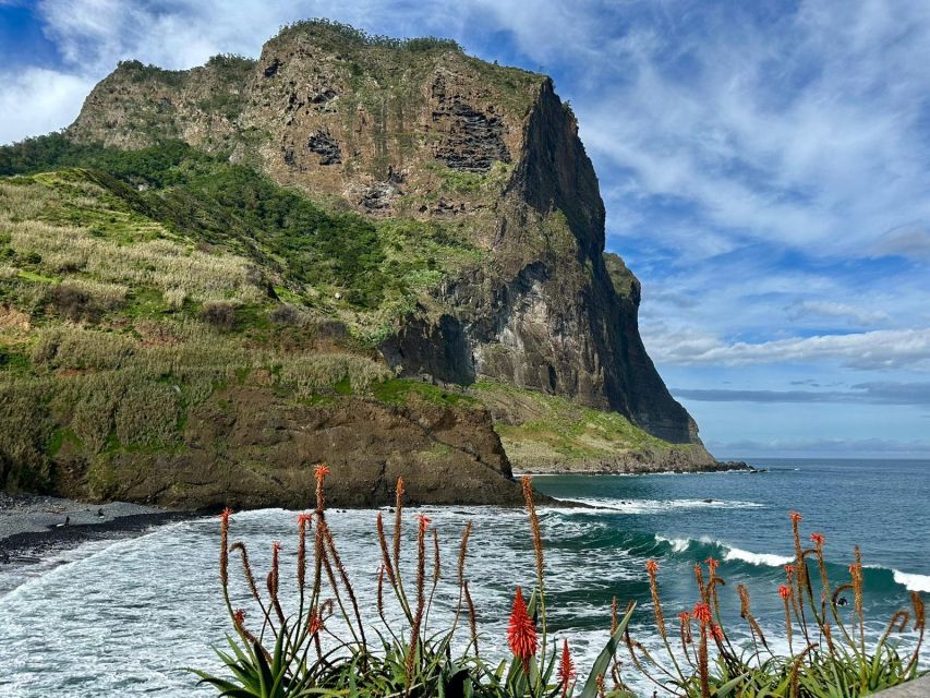 Madeira : East Tour - Santana North Side - Camacha to Funchal? This is why it works as an 8-hour East Tour