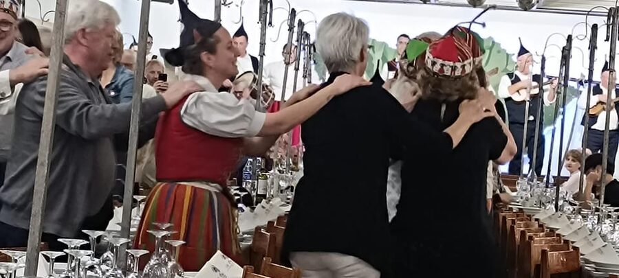 Madeira: Folk Dancing Show and Traditional Local Dinner - Drinks Included Turns Dinner Into the Main Event