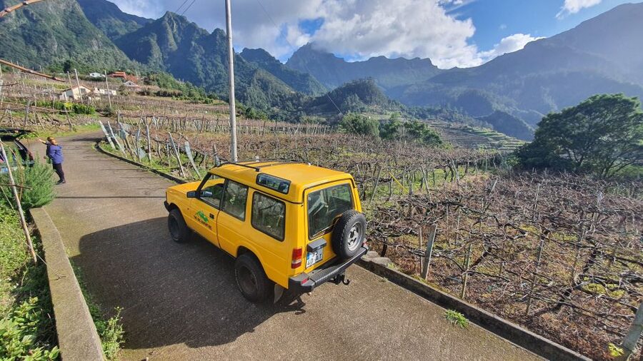 Madeira: Full-Day Jeep Tour with Guide and Pickup - São Vicente coastal roads, Véu da Noiva, and Seixal