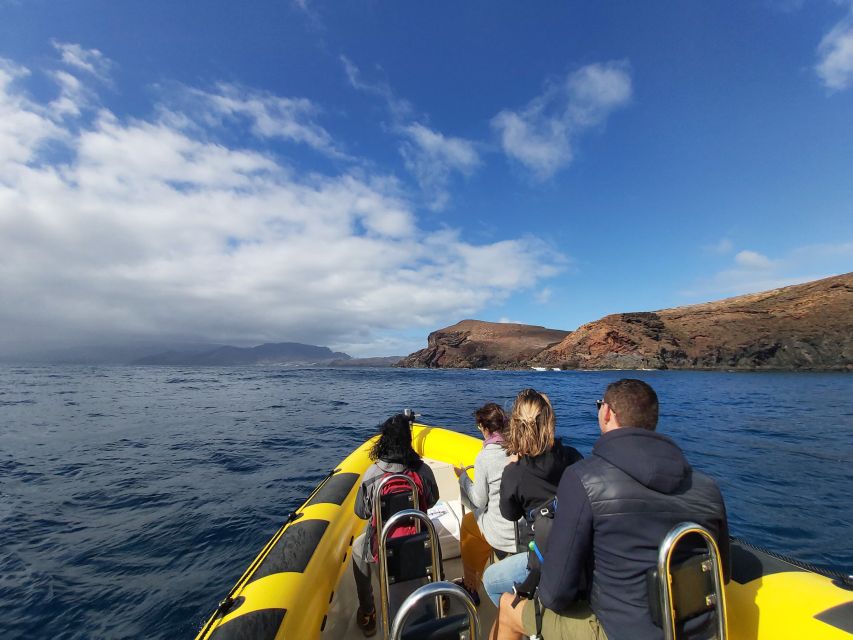 Madeira: Full-Day of Activities in Ponta de São Lourenço - Lunch and break time near Ponta de São Lourenço: Bolo do Caco and options to stretch