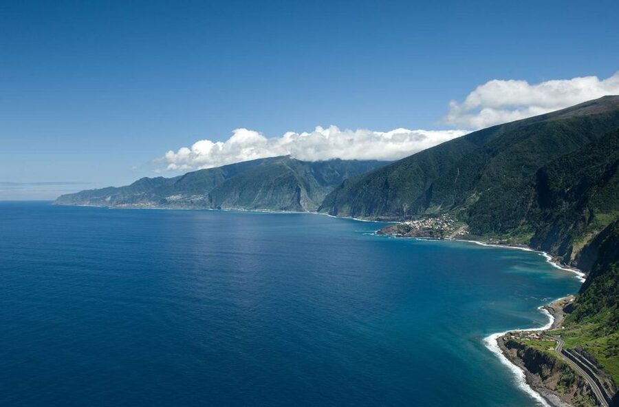 Madeira: Full-Day Porto Moniz Jeep Tour - Paúl da Serra (1,400 m): Big Plateau Views Above the Clouds