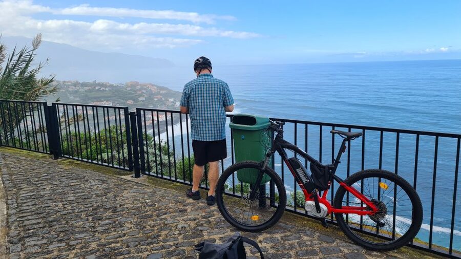 Madeira: Guided E-bike Tour of the North Coast - Santana Region Descent to Arco de São Jorge