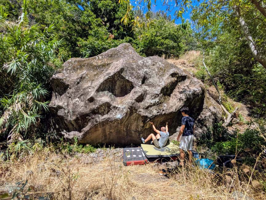 Madeira: Half-Day Bouldering Adventure with Snacks - Key things you’ll notice right away