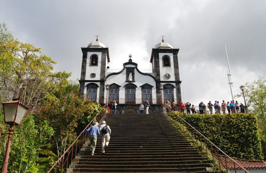 Madeira: Monte Sightseeing Tour & Toboggan Sled Ride - Key things to know before you go