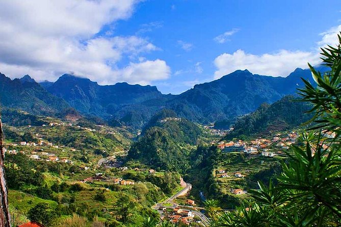 Madeira Northern Wonders Tour from Funchal - São Vicente Caves and Volcanism Centre, the Geology Anchor