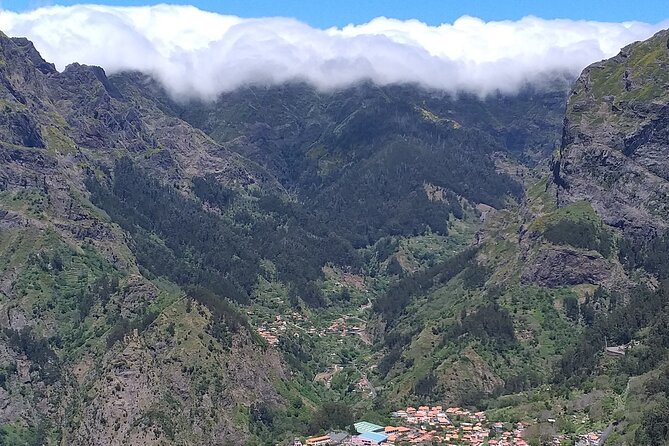 Madeira Pack 1 - Santana + Porto Moniz+ Curral das Freiras - Key points to know before you go