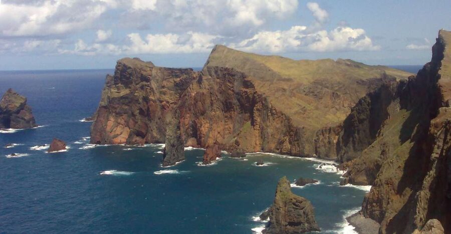 Madeira: Pico do Arieiro & Laurissilva Forest - East tour - Pickup and Early Start: Where the Day Actually Begins