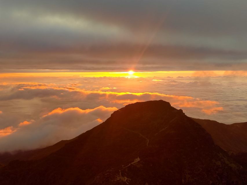 Madeira: Pico Ruivo Guided Sunrise Hike with Hotel Pickup - Who should book, and who should skip this kind of altitude hike