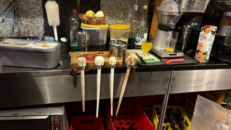 Madeira: Poncha Class & Tasting Tour - The Poncha Class Moment: Mixing With the Caralhinho Stick