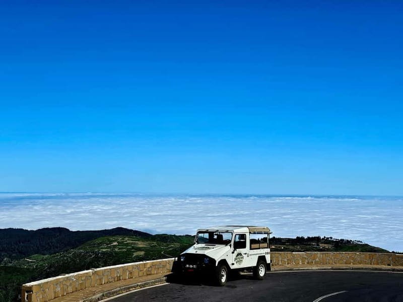 Madeira: Ponta de São Lourenço, Santana e Pico do Arieiro - Santana: photo time plus optional local lunch