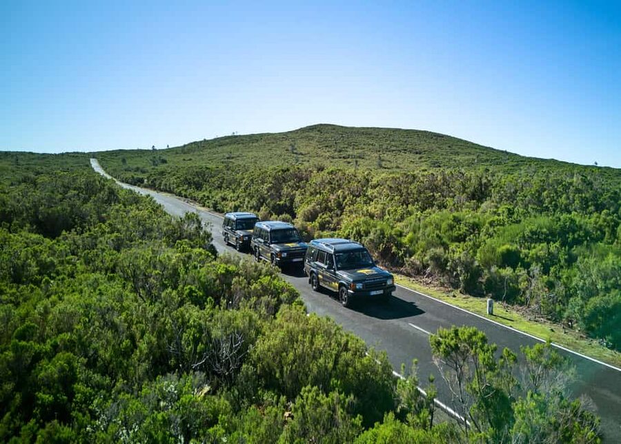 Madeira: PRIVATE 4x4 Jeep Tour - Hotel Pickup in Funchal or Camara de Lobos: How the Day Starts