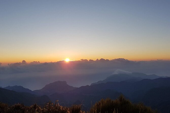 Madeira Private Jeep 4x4: Old Forest Full-Day Tour incl Pico Arieiro - Miradouro do guindaste: sea cliffs and a Porto Santo view