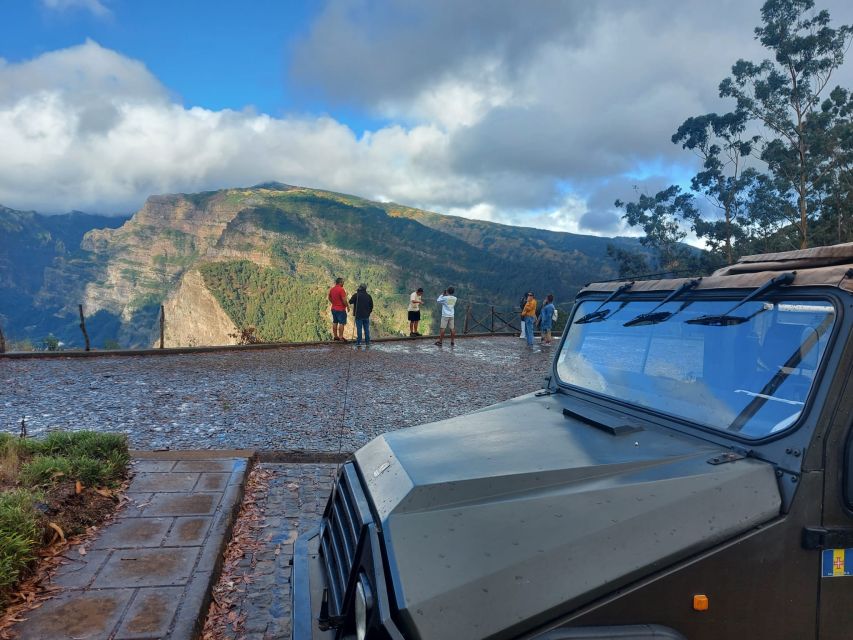 Madeira Safari Private 4x4, Full Day Santana or Porto Moniz - The levada stroll moment: a calmer break when you want it