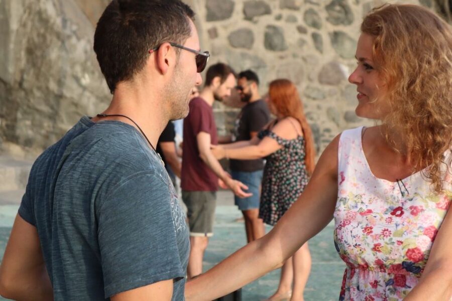 Madeira: Salsa and Bachata dance and discovery experience - The open-air ocean views and sunset vibe: when the location actually matters