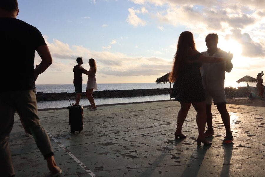 Madeira: Salsa and Bachata dance and discovery experience - Who this experience fits best, and who might reconsider