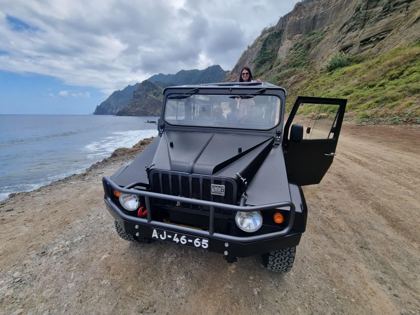 Madeira : Santana, Pico Arieiro, walk full day 4x4 Jeep tour - Pico do Arieiro: the big first hit, plus the fog reality check