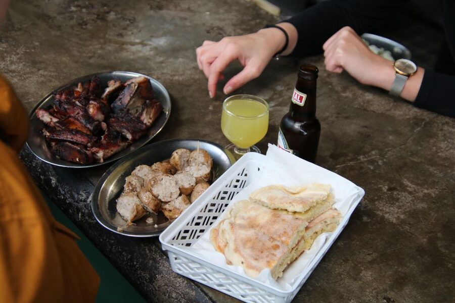 Madeira : Santo de Serra Local Farmers' Market half day trip - 3.5 hours of viewpoints and real roads around Santa Cruz and Morena