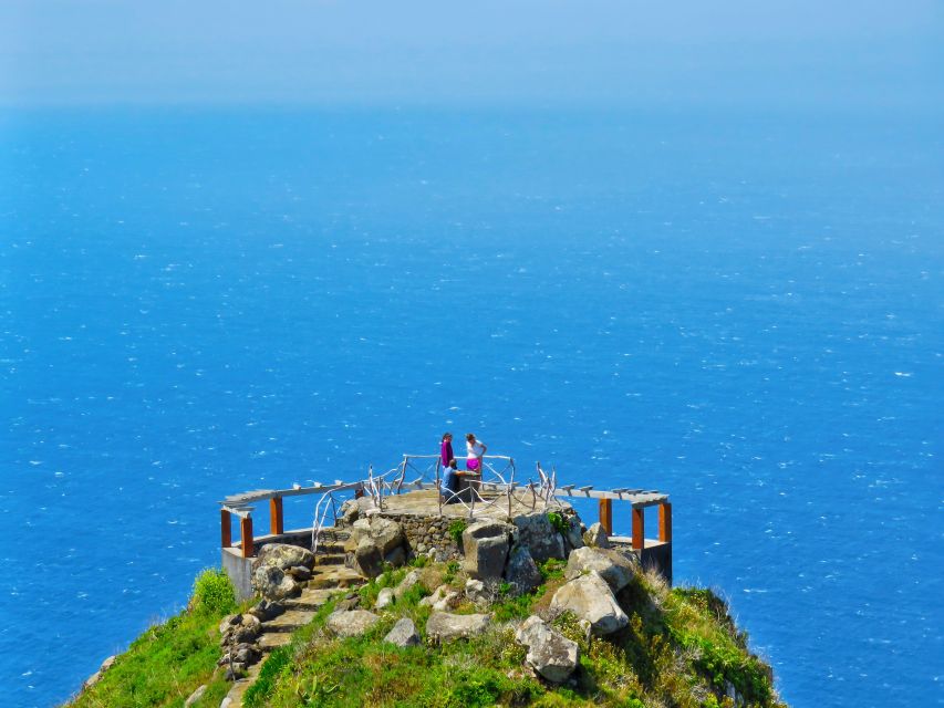 Madeira : Southwest coast, Run & Anjo´s Waterfall 4x4 Tour - Southwest Madeira’s quieter side, built for real scenery