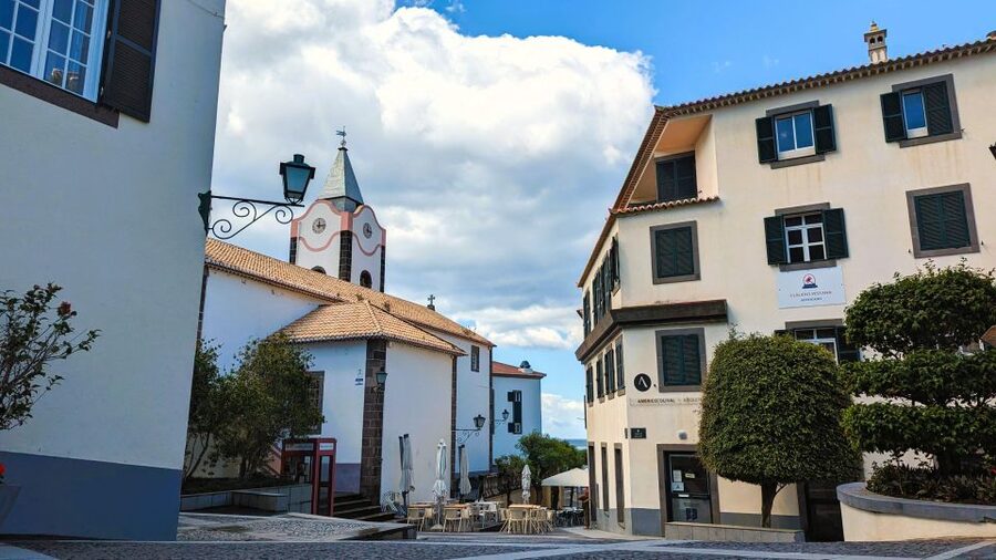 Madeira Southwest Express: Half-day Private Jeep tour - Ribeira Brava farmers market: fruit tasting and crafts