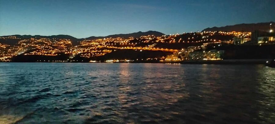 Madeira: Sunset Dinner Cruise - FAQ