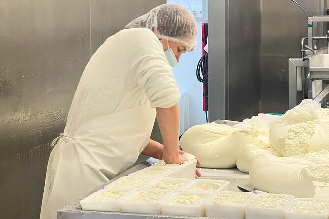 Madeira Sweet Rituals: curd cheese, queijadas and herbal tea - Santo da Serra and the PGI curd cheese story