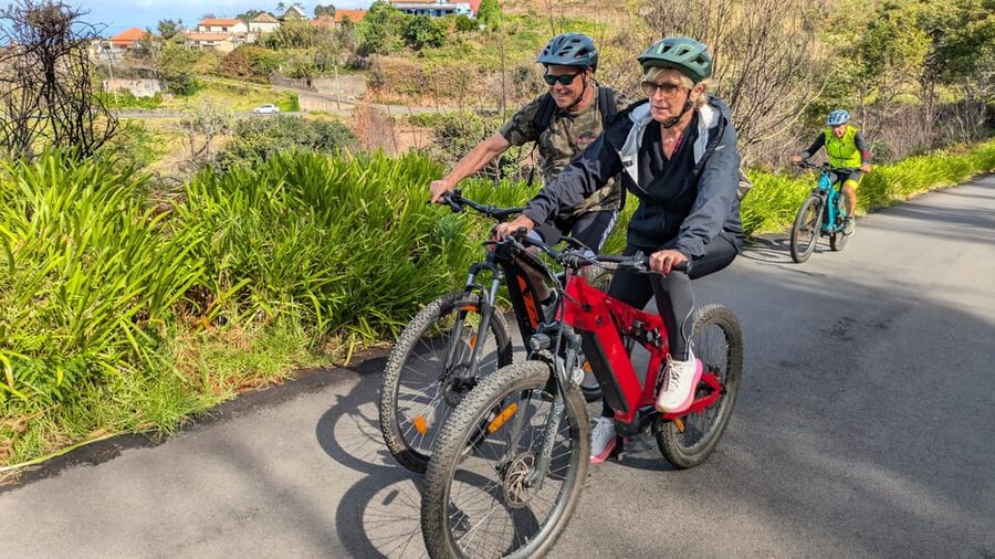 Madeira West coast: Guided Sightseeing E-Bike Tour - Miradouro do Fio, the westmost cliffs, and the weather line effect