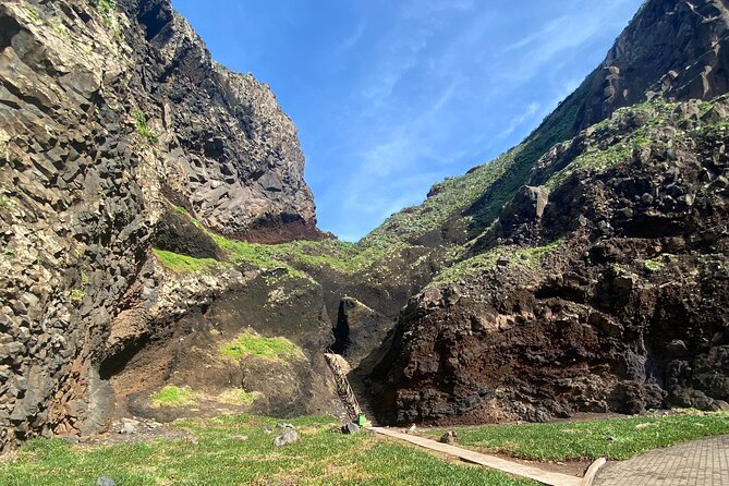 Madeira West side: Cabo Girão, Seixal & more – Full Day Tour - Porto Moniz natural volcanic pools, your best chance to slow down