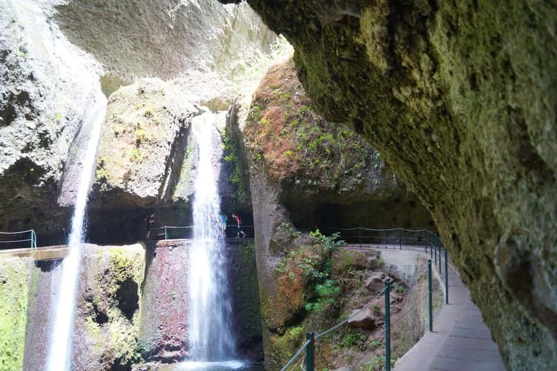 Madeira: Wet your hair in the amazing Levada Nova / Moinhos - Entering the Moinhos Levada, Where Madeira’s Water Gets a Walking Route