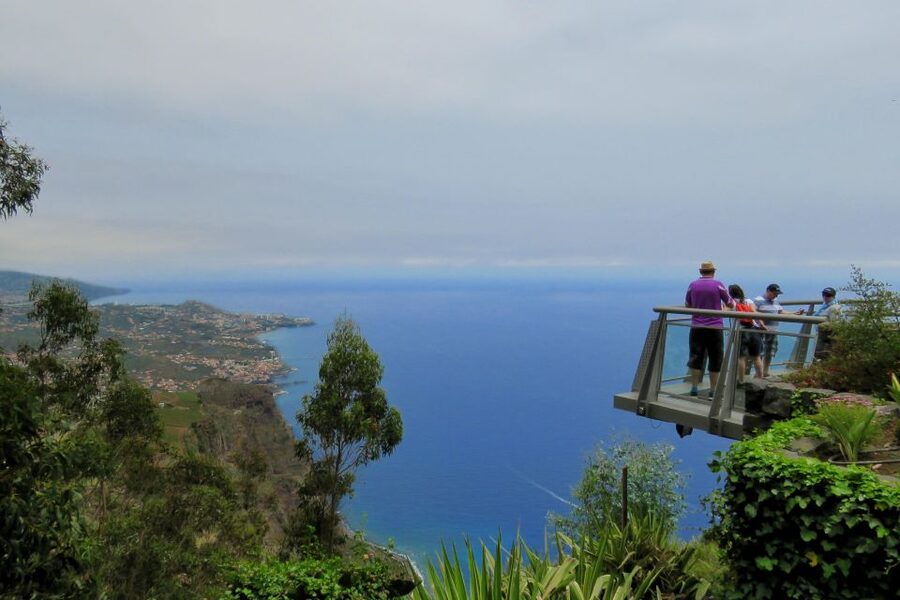 Madeira: Wine & Tapas, Cabo Girão Skywalk 4x4 Jeep Adventure - Quinta do Barbusano wine tasting: what you actually taste and eat