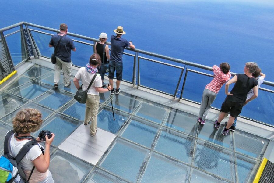 Madeira: Wine & Tapas, Cabo Girão Skywalk 4x4 Jeep Adventure - The open-top 4x4 Jeep adventure: fun, but plan for your body