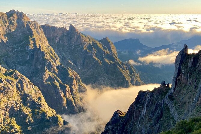 Morning Transfer To Pico Do Arieiro, Hike To Pico Ruivo & Return From Teixeira - How the Pico do Arieiro to Pico Ruivo transfer really works