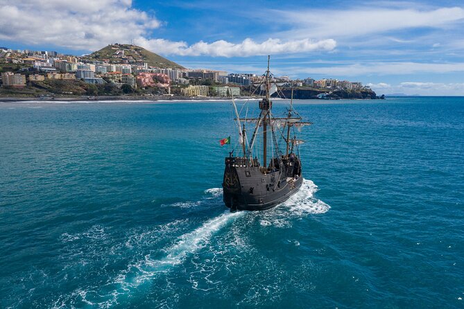 Nau Santa Maria - Leaving Funchal and doing the south coast the easy way