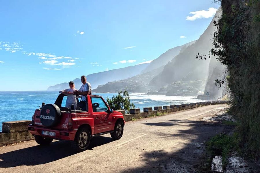 North Express: Half-day Private Jeep Tour - Porto Moniz in 1 hour 15 minutes: swim, walk, or find lunch