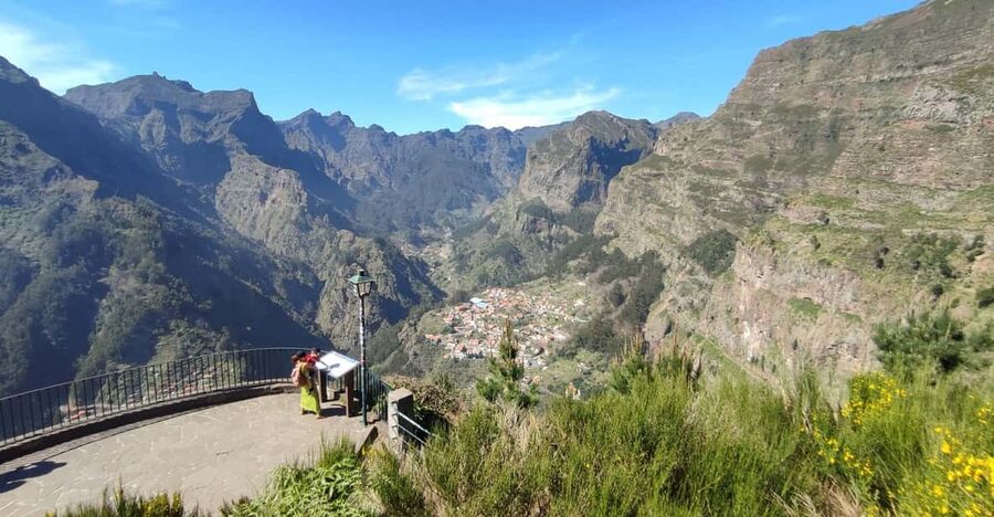 Nun's Valley & Pico dos Barcelos Madeira Island Tour - Eira do Serrado: the view that makes Nuns Valley feel real