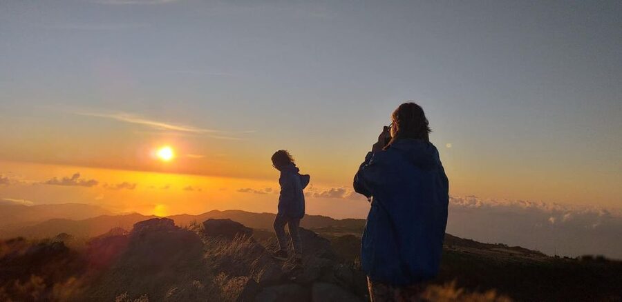 Pico do Arieiro: Private 4x4 Sunrise Trip with Hot Drinks - Pico do Arieiro sunrise, but done the comfortable way