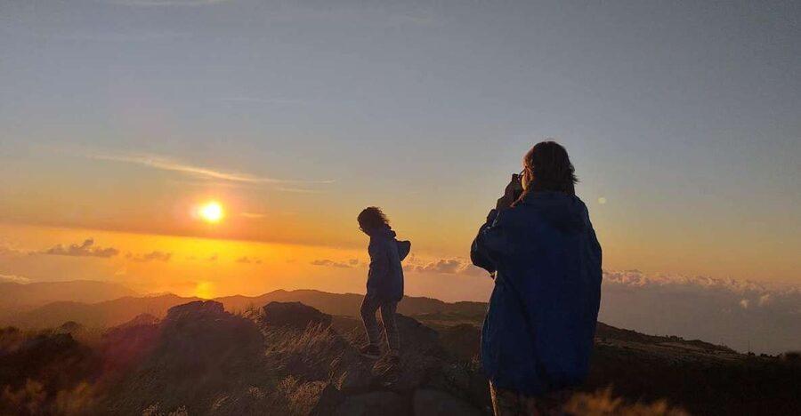 Pico do Arieiro: Private 4x4 Sunrise Trip with Hot Drinks - Pickup in Funchal or Caniço, then up the mountain in a private 4x4