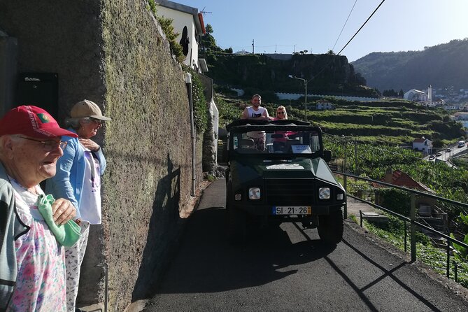 Porto Moniz - Private Full-Day - Safari 4x4 Tour - NorthWest - A private northwest Madeira day in an ex-army UMM jeep