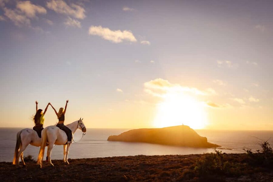 Porto Santo Island: Horse Riding - Horses, helmets, and how guides keep it safe