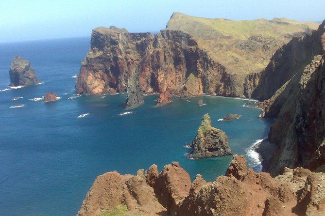 Private - Balcões Walk & A-Framed Houses Tour - Stop 5: Miradouro do Guindaste and the north coast geology