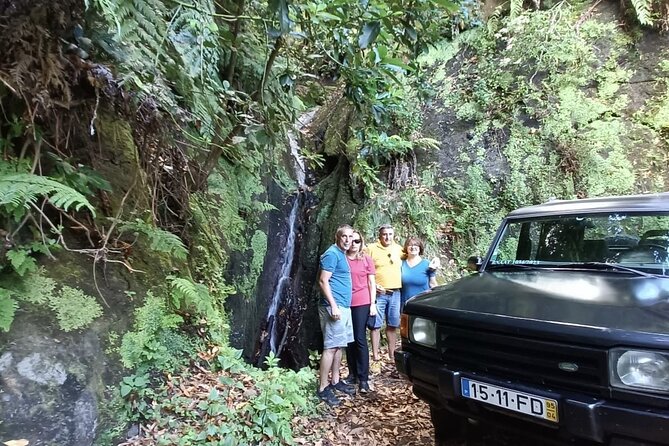 Private East True Mountains to Santana and Ponta de Sao Lorenco - Stop 8: Miradouro do guindaste and the two glass bridges over the sea